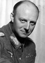 Henning von Tresckow Heroes of World War II worldwartwo.filminspector.com